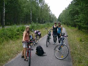 Radtour der gr.Mädchen